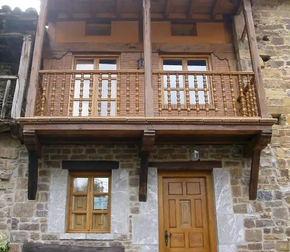 Casa Rural La Torre De Espinama